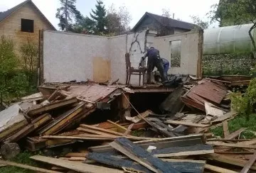 Вывоз мусора после демонтажа здания от 7000 руб в Москве