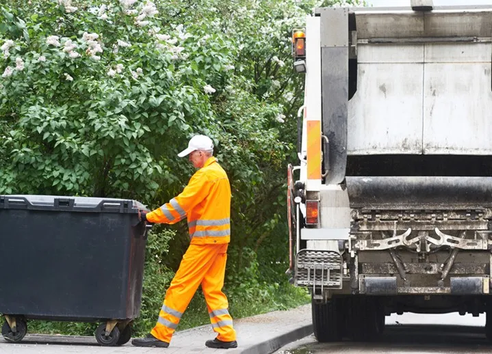 Вывоз мусора в Московском контейнерами 8 - 27 куб
